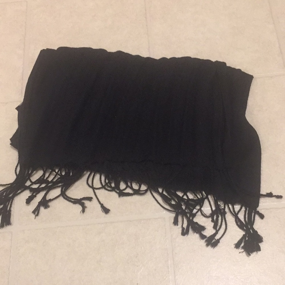 Black scarf
